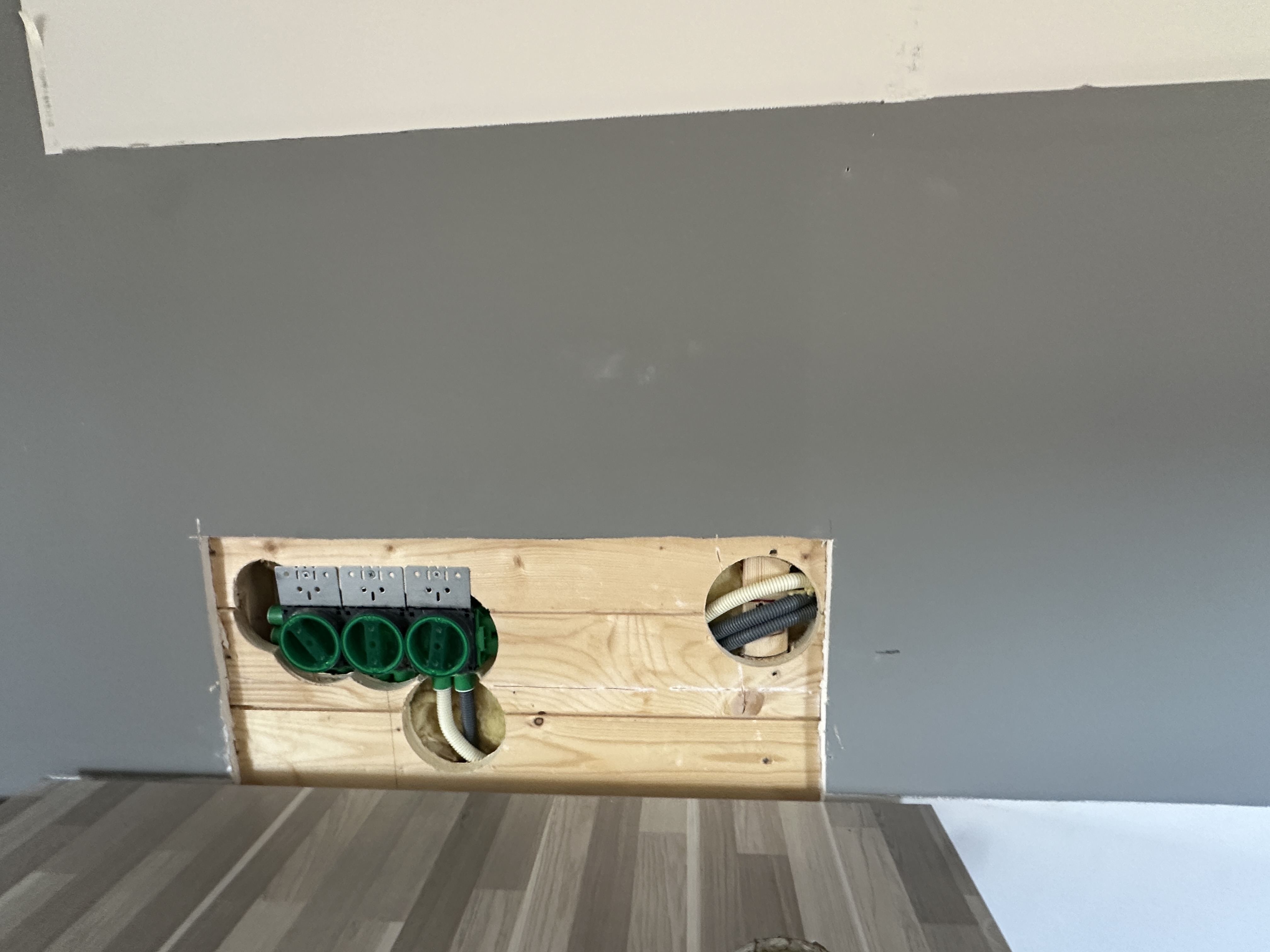 Underveis: Kjøkkenvegger